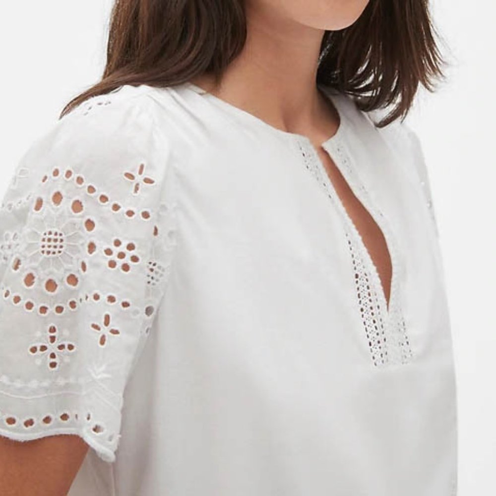 GAP Eyelet Embroidered Split-Neck Top